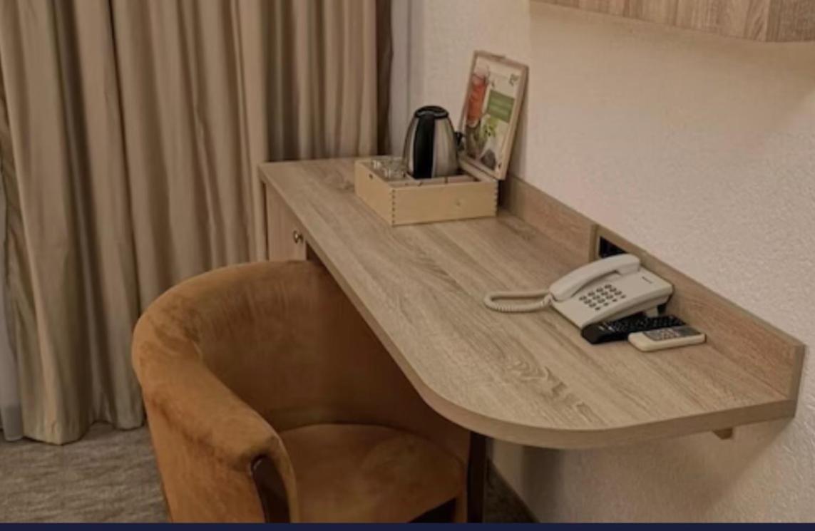 Hotel Garni Ideal بودغوريتْسا المظهر الخارجي الصورة