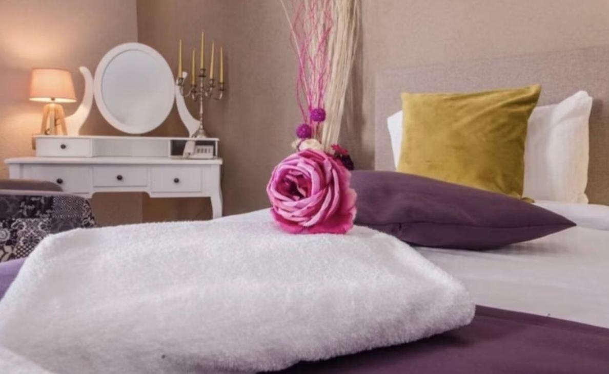 Hotel Garni Ideal بودغوريتْسا المظهر الخارجي الصورة