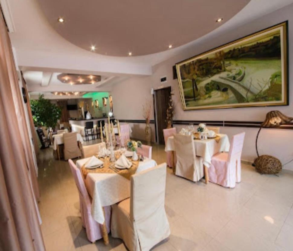 Hotel Garni Ideal بودغوريتْسا المظهر الخارجي الصورة